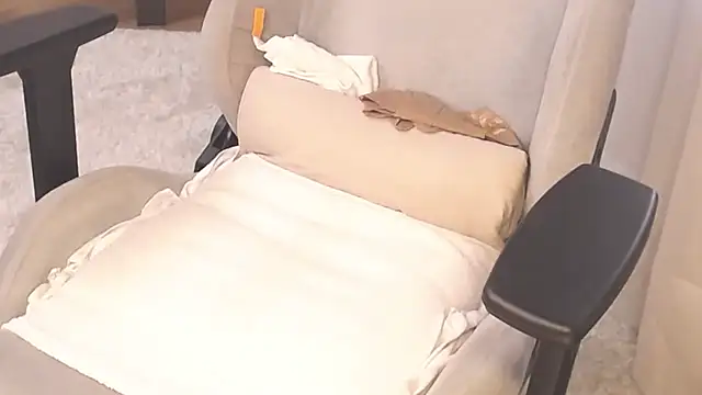 ms Hot milf online show from March 30, 2026, 4:46 am