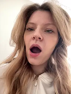 MaryHiggins online show from October 17, 2025, 6:16 am