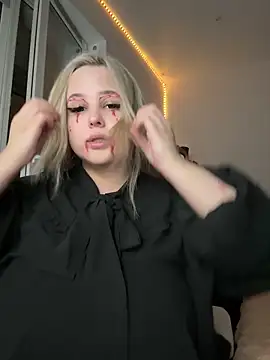 B Ratz online show from October 31, 2025, 9:16 pm