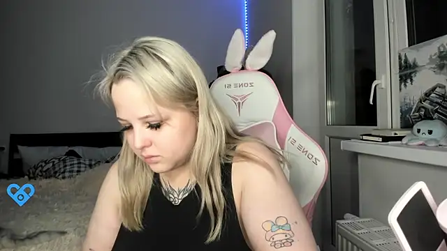 B Ratz online show from November 2, 2025, 7:05 pm