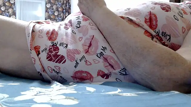 Anabelldestiny online show from April 12, 2026, 8:58 pm