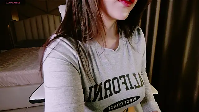 Snapshot of Girl__Funny chatting on March 20, 2025, 3:56 am Girl Funny online show from March 20, 2025, 3:56 am