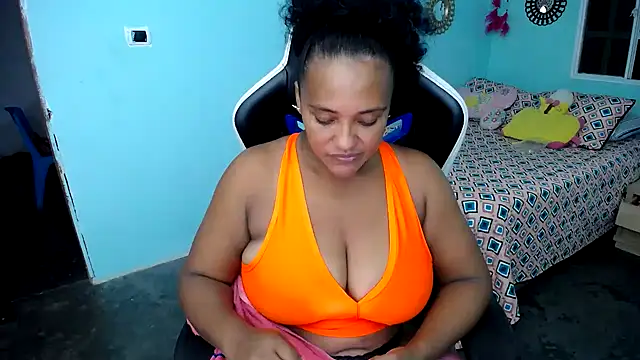 marysol83 online show from September 18, 2025, 2:35 am