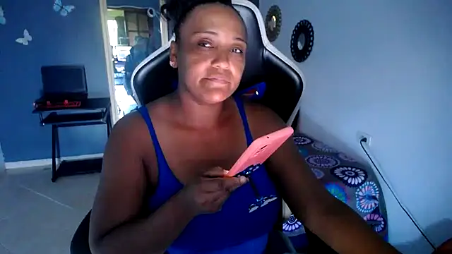 marysol83 online show from April 12, 2026, 3:50 pm