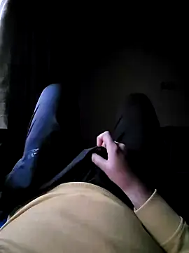 Snapshot of vansh1802 chatting on January 7, 2025, 3:57 am vansh1802 online show from January 7, 2025, 3:57 am