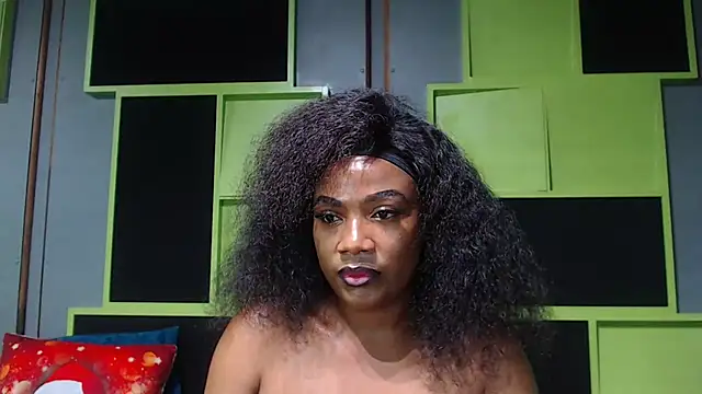 Snapshot of SexyAssDivaxxx chatting on January 18, 2025, 12:36 pm SexyAssDivaxxx online show from January 18, 2025, 12:36 pm