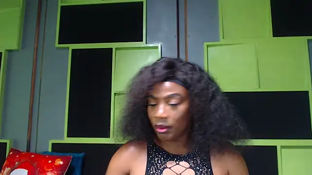 Snapshot of SexyAssDivaxxx chatting on February 12, 2025, 12:12 pm SexyAssDivaxxx online show from February 12, 2025, 12:12 pm