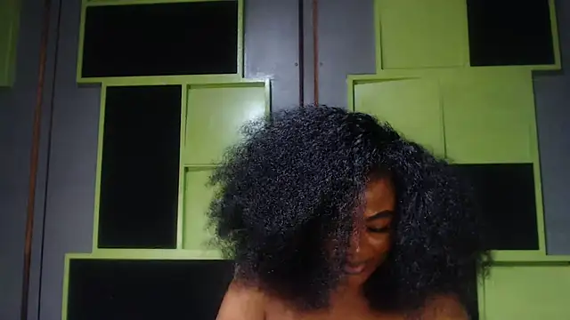 Snapshot of SexyAssDivaxxx chatting on October 1, 2025, 4:29 am SexyAssDivaxxx online show from October 1, 2025, 4:29 am