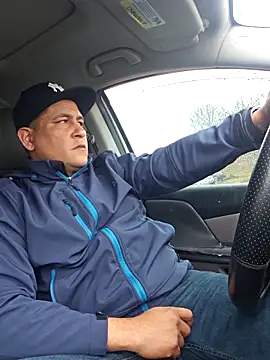 Snapshot of Yedriserna chatting on February 15, 2026, 3:53 pm Yedriserna online show from February 15, 2026, 3:53 pm