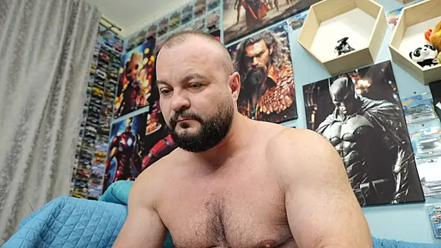 Muscle Bear online show from October 14, 2025, 4:35 am