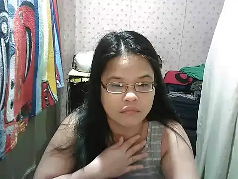 abiemayhottiey online show from November 1, 2025, 7:05 pm