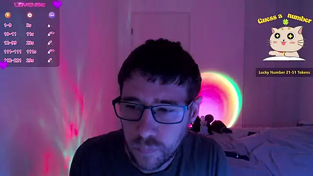 Snapshot of Thomas_Mrd chatting on December 15, 2024, 9:03 am Thomas Mrd online show from December 15, 2024, 9:03 am