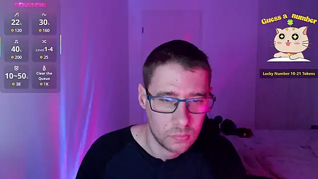 Snapshot of Thomas_Mrd chatting on March 4, 2025, 1:12 am Thomas Mrd online show from March 4, 2025, 1:12 am