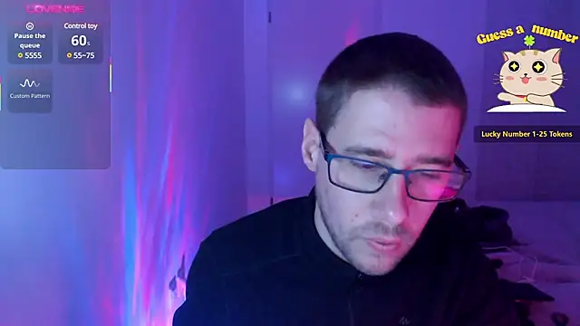 Snapshot of Thomas_Mrd chatting on March 7, 2025, 4:02 am Thomas Mrd online show from March 7, 2025, 4:02 am