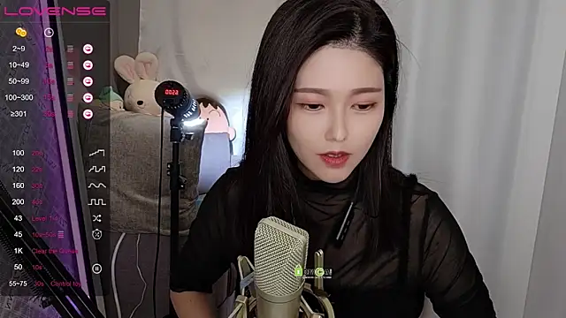 tw lala online show from December 3, 2024, 4:06 pm