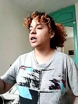 EmmaMelissa0521 online show from January 9, 2026, 9:16 pm