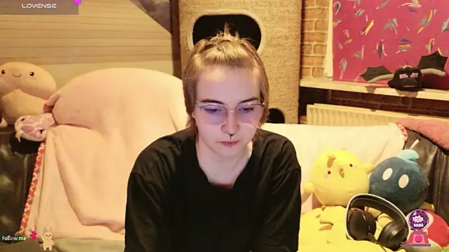 GamerGirl Eve online show from November 25, 2025, 6:08 pm