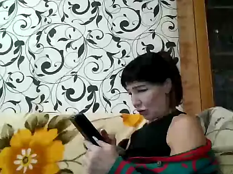 JeaneDavis online show from October 7, 2025, 10:34 am