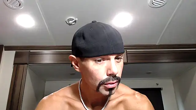 ThickD2C online show from November 23, 2025, 6:52 pm