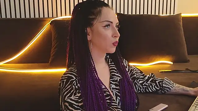 lily conor online show from March 22, 2025, 9:31 pm