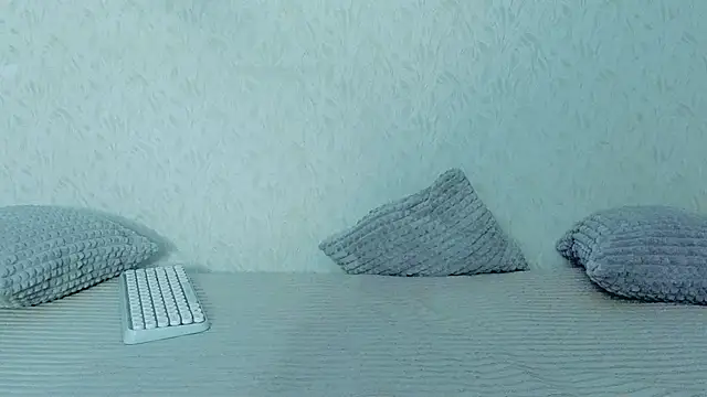 YourCaramel online show from February 10, 2025, 5:58 am