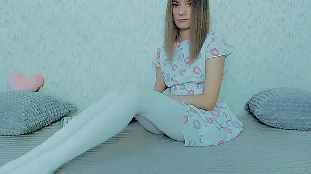 YourCaramel online show from February 18, 2025, 6:59 am