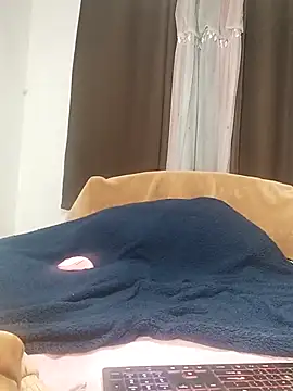 Snapshot of cute_boytoy0221 chatting on March 13, 2025, 12:46 pm cute boytoy0221 online show from March 13, 2025, 12:46 pm