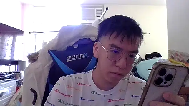 Snapshot of charlie_xdd chatting on January 12, 2025, 7:11 am charlie xdd online show from January 12, 2025, 7:11 am