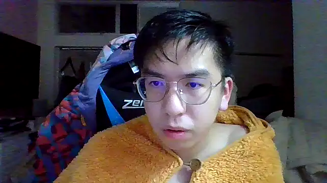 Snapshot of charlie_xdd chatting on February 7, 2025, 12:06 pm charlie xdd online show from February 7, 2025, 12:06 pm