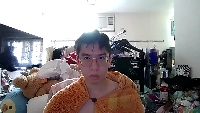 Snapshot of charlie_xdd chatting on February 21, 2026, 7:09 am charlie xdd online show from February 21, 2026, 7:09 am