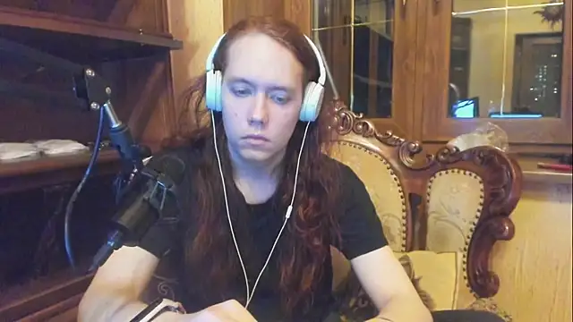 DavisKinky online show from March 8, 2025, 7:42 pm