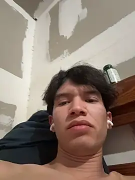 Snapshot of A_santa1 chatting on March 1, 2026, 2:46 am A santa1 online show from March 1, 2026, 2:46 am