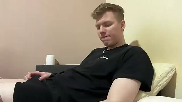 sexybooii6968 online show from January 11, 2026, 5:40 pm