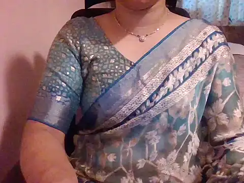 Pinky 4 online show from October 22, 2025, 3:18 am