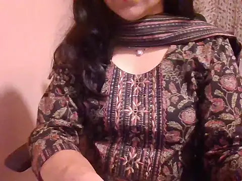 Pinky 4 online show from January 15, 2026, 6:22 pm