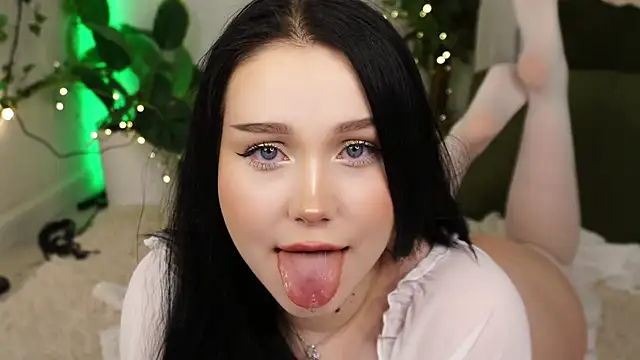 ScarletBlaze online show from January 14, 2025, 6:17 pm