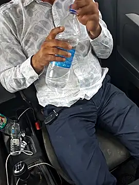 Snapshot of hornydick4you chatting on February 10, 2026, 11:14 am hornydick4you online show from February 10, 2026, 11:14 am