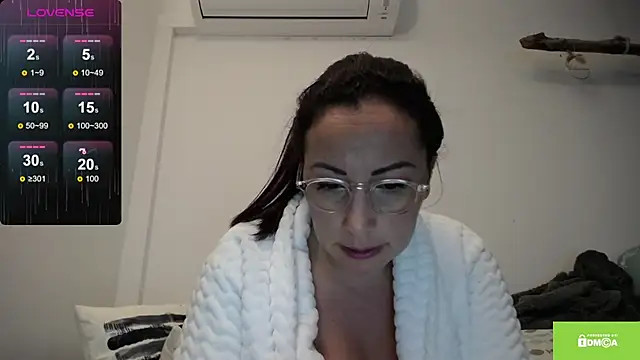 Snapshot of kymii chatting on February 25, 2025, 10:39 pm kymii online show from February 25, 2025, 10:39 pm