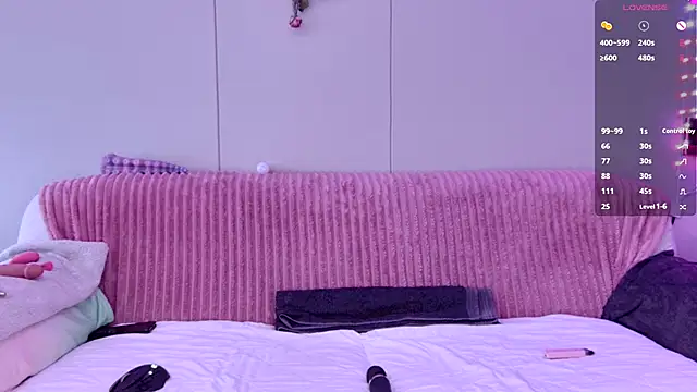 ScarletCarnal online show from November 9, 2025, 9:07 am