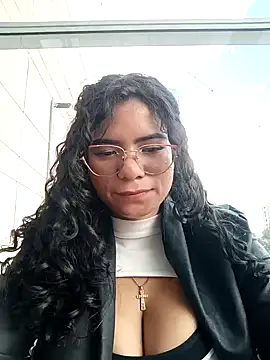 Simone Miller online show from January 13, 2025, 10:13 pm