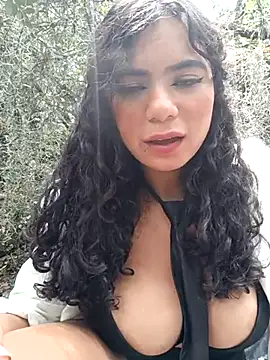 Simone Miller online show from March 11, 2025, 5:57 pm