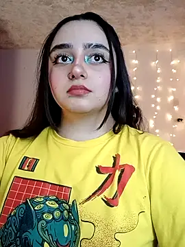 IvonneT online show from November 26, 2025, 2:01 am