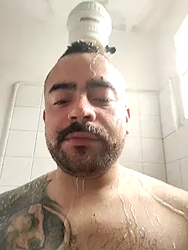 Snapshot of SirCrespo24 chatting on March 12, 2026, 2:01 pm SirCrespo24 online show from March 12, 2026, 2:01 pm