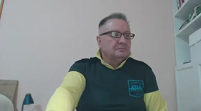 YOU6me online show from January 1, 2025, 3:24 pm