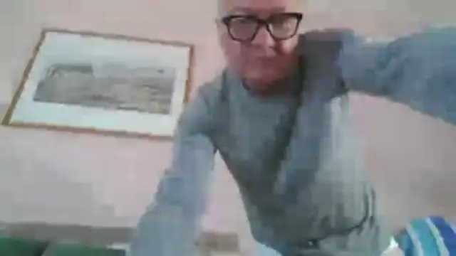 YOU6me online show from April 22, 2026, 8:28 am