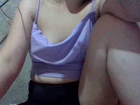 Beatrice143 online show from March 8, 2025, 9:50 am