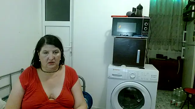 Snapshot of RidemerafSuzana chatting on December 4, 2024, 3:21 pm RidemerafSuzana online show from December 4, 2024, 3:21 pm