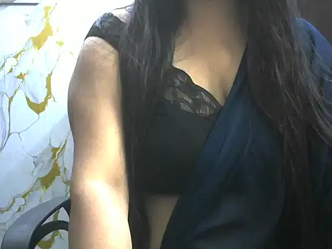Snapshot of Bold-Radhika chatting on May 7, 2026, 10:42 am Bold-Radhika online show from May 7, 2026, 10:42 am