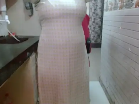 Snapshot of LovingPihu chatting on October 10, 2025, 5:17 am LovingPihu online show from October 10, 2025, 5:17 am