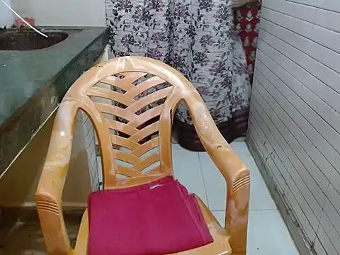 Snapshot of LovingPihu chatting on October 12, 2025, 5:50 am LovingPihu online show from October 12, 2025, 5:50 am